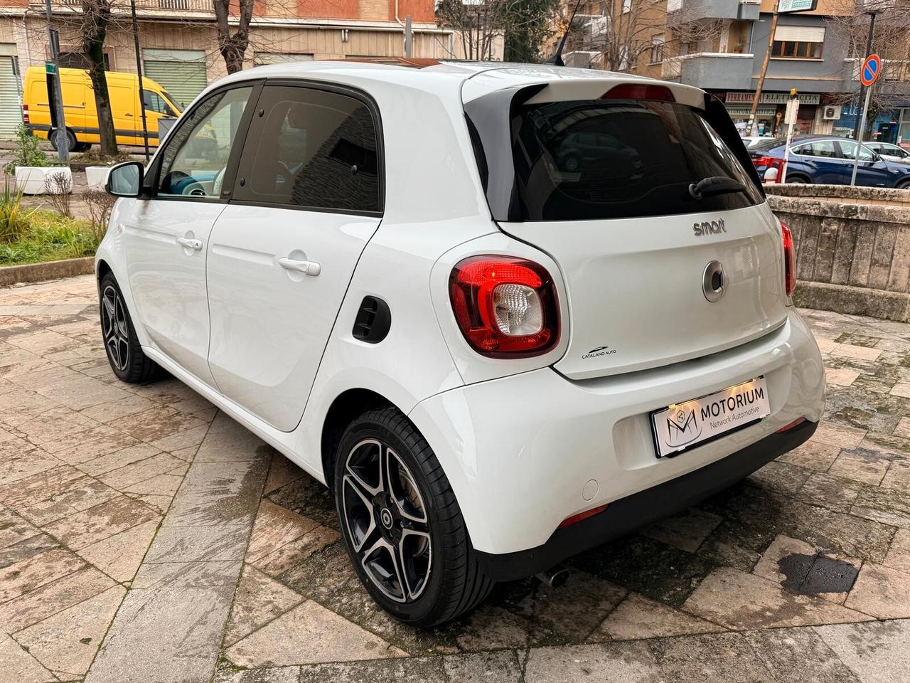 Smart ForFour 70 1.0 Proxy Manuale 09/2015