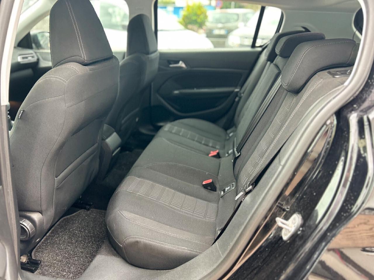 Peugeot 308 PureTech Turbo 130 S&S EAT6 GT Line