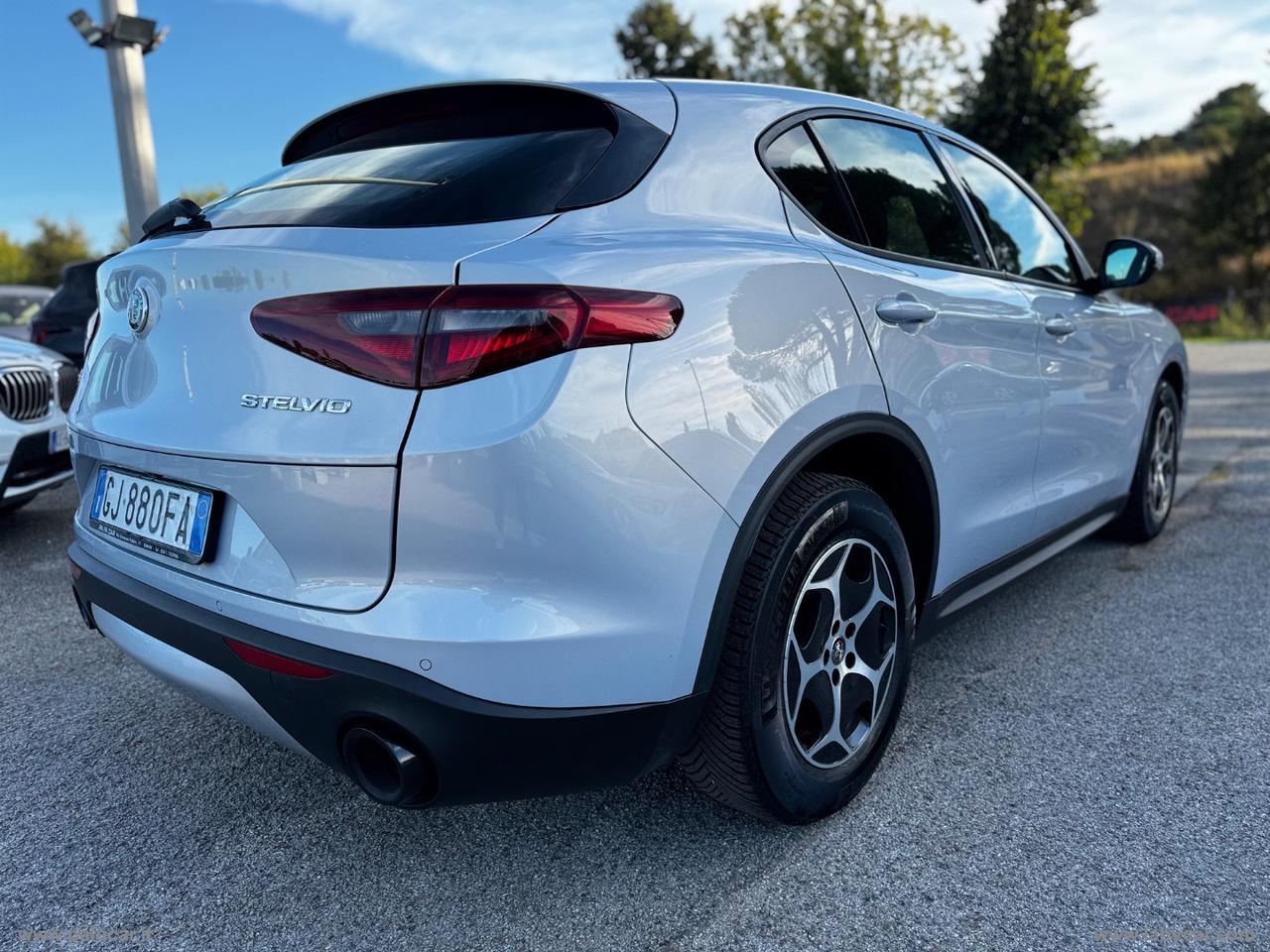 ALFA ROMEO Stelvio 2.2 T.diesel 160CV AT8 RWD Bus.