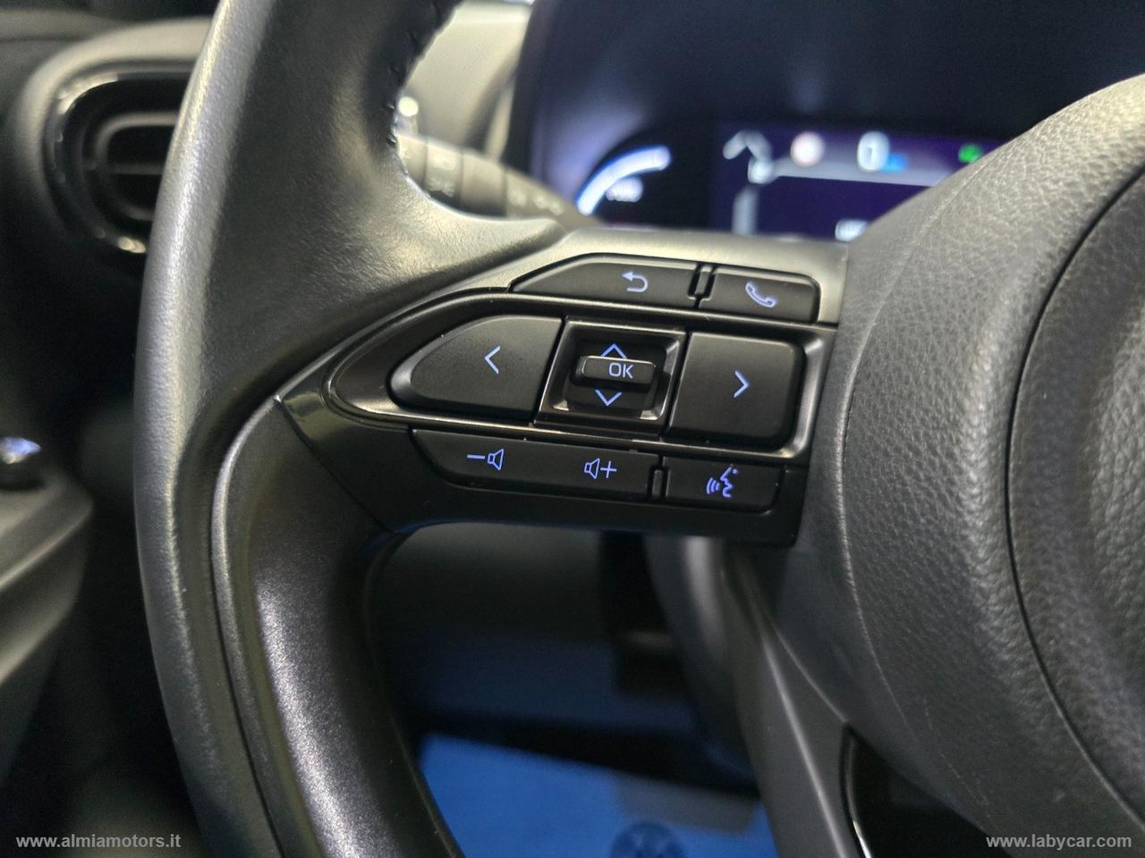 TOYOTA Yaris Cross 1.5 Hybrid 5p. E-CVT Advent.