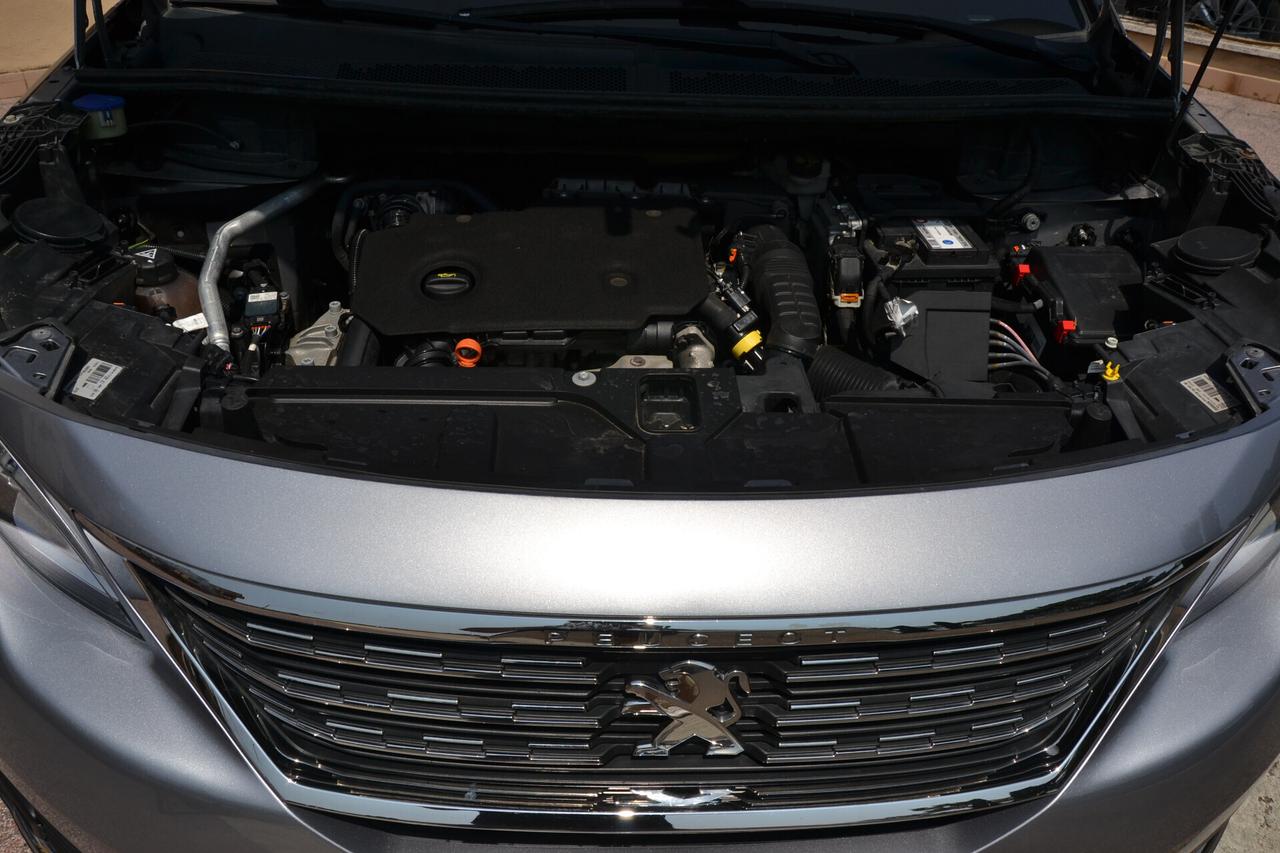Peugeot 5008 1.5 HDi 130CV CROSSWAY **DISTRIBUZIONE NUOVA**7P