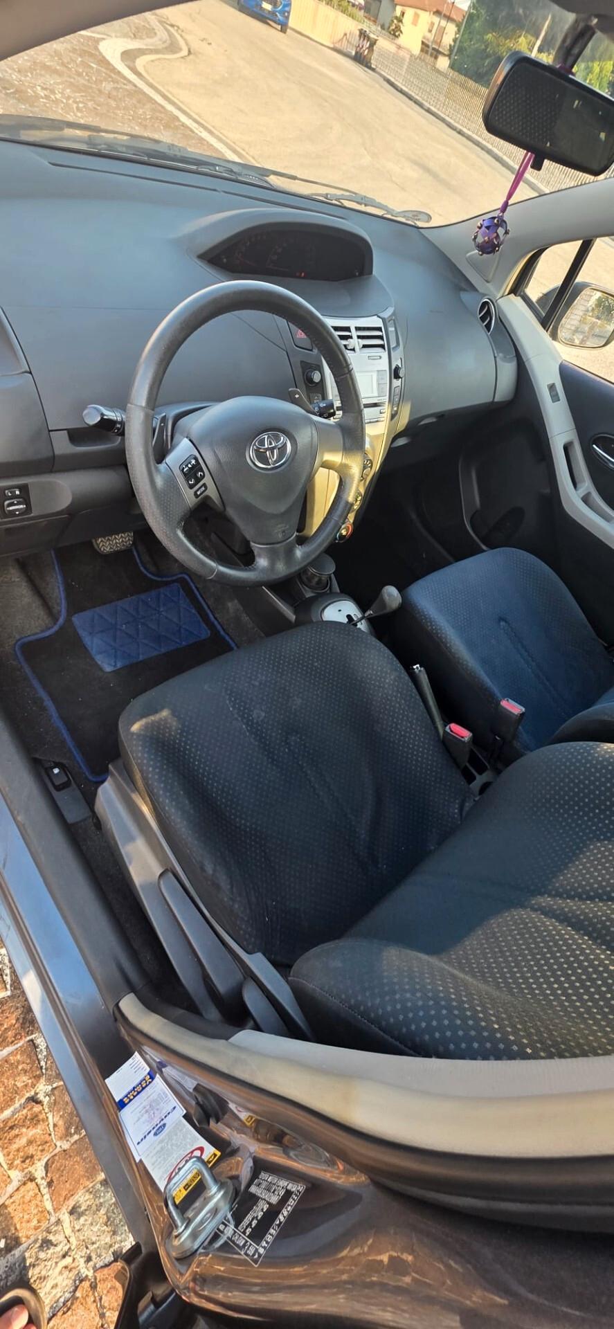 Toyota Yaris 1.3 5 porte M-MT Sol