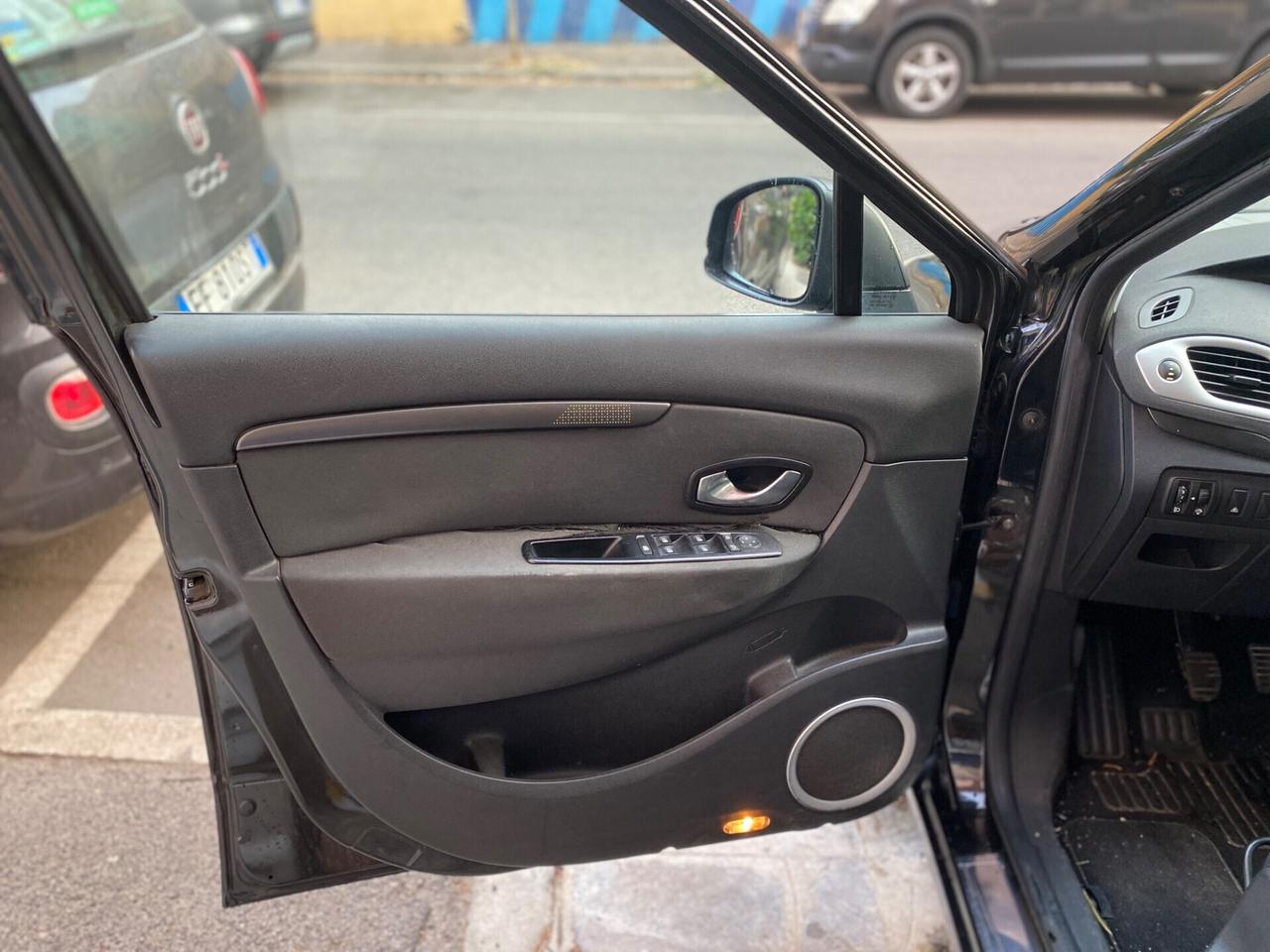 Renault Scenic Scénic 1.5 dCi 110CV Confort