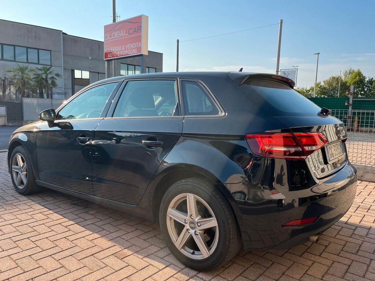 Audi A3 SPB 1.6 TDI 116 CV S tronic Sport