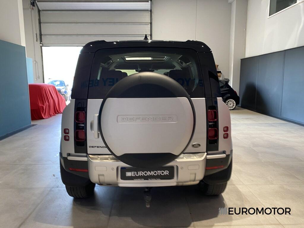 Land Rover Defender 110 3.0 I6 MHEV SE AWD Auto