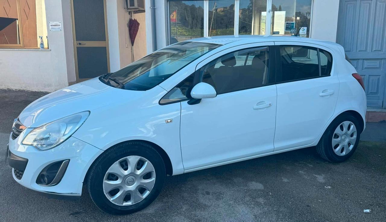 Opel Corsa 1.2 85CV 5 porte GPL-TECH One