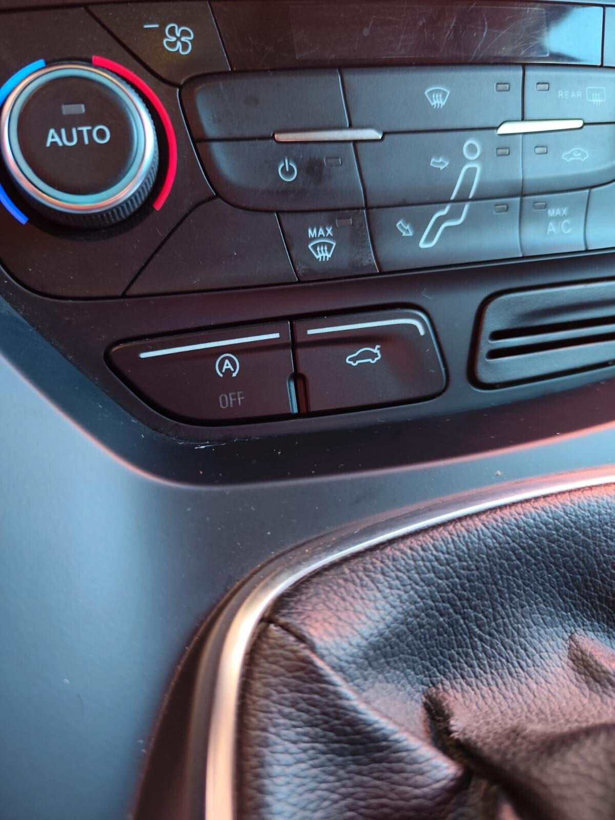 Ford C-Max 1.5 TDCi 120CV Titanium X