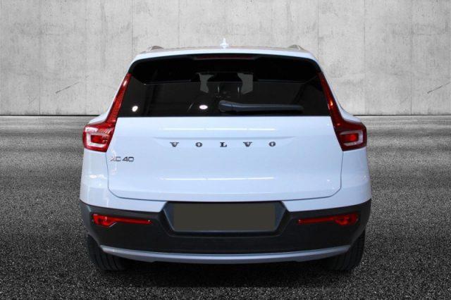 VOLVO XC40 D3 Geartronic Momentum Pro