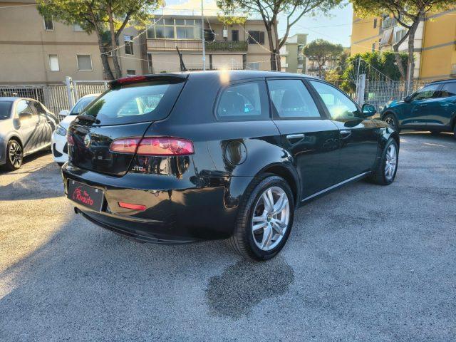 ALFA ROMEO 159 1.9 JTDm Sportwagon Distintive