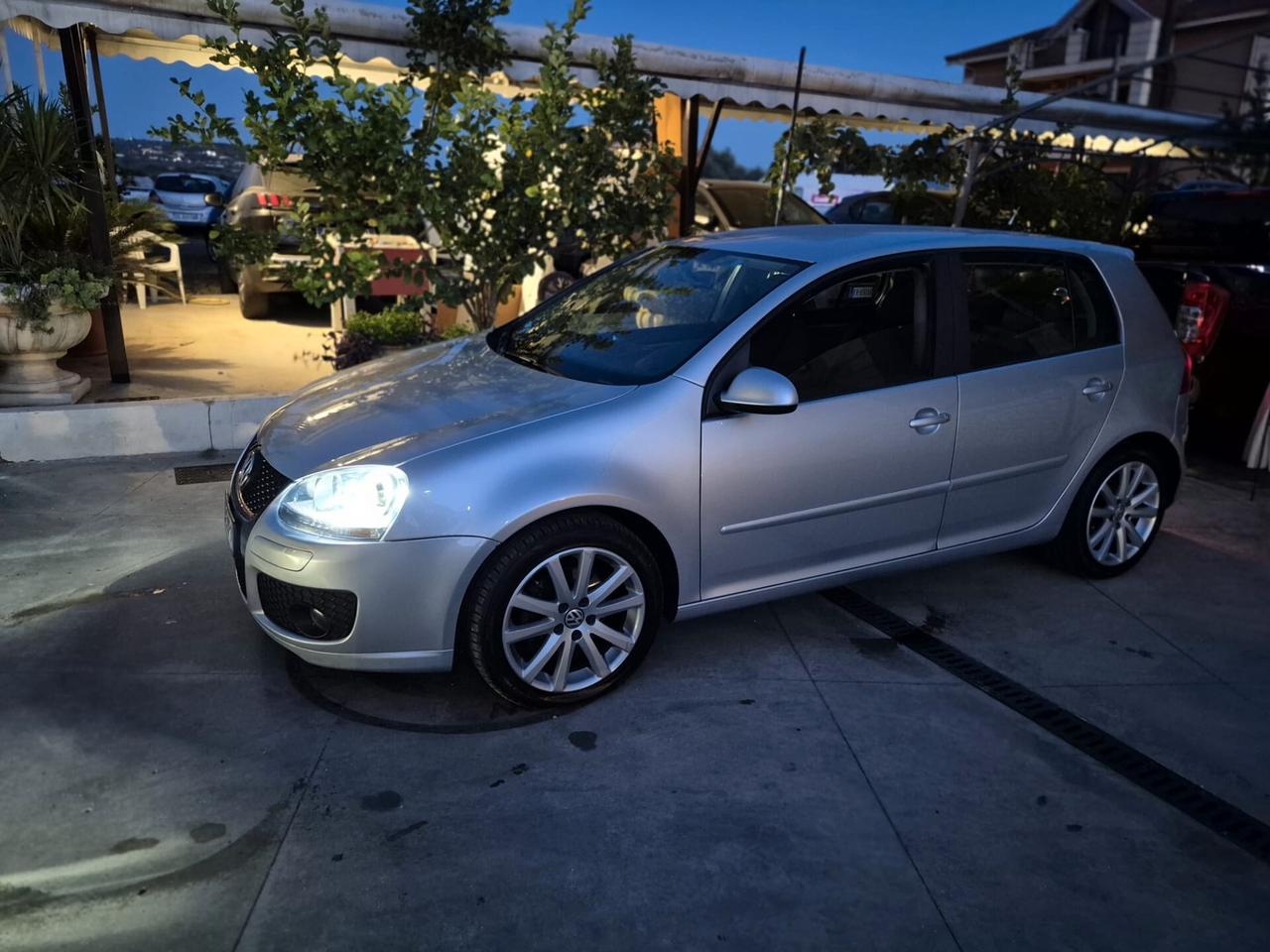 Volkswagen Golf 1.9 TDI DPF 5p. 5m. GT Sport