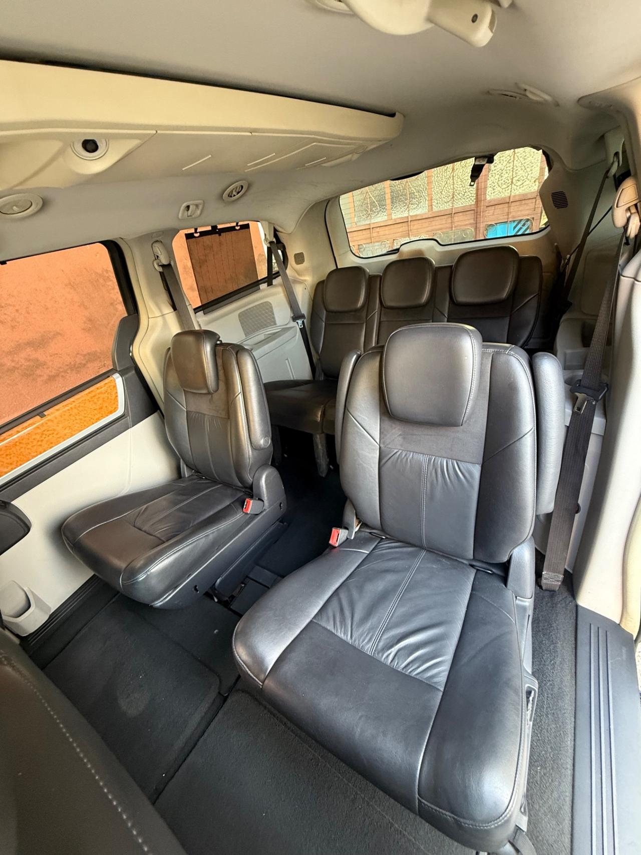 Chrysler Voyager Grand 2.8 CRD cat Limited Auto