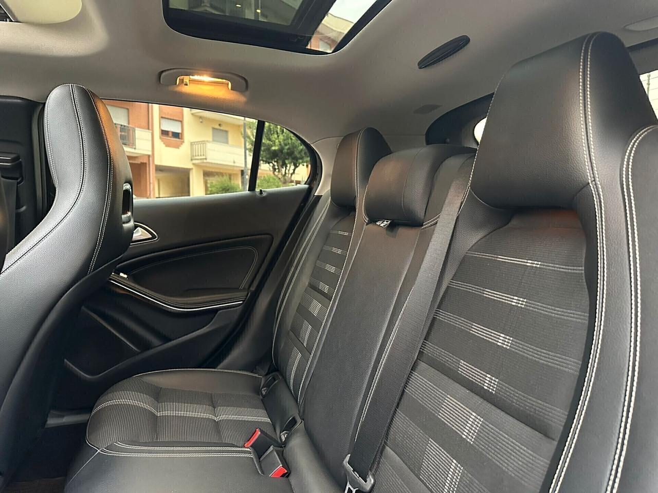 Mercedes-benz GLA 200 d Automatic Premium