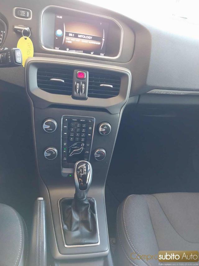 VOLVO V40 Cross Country D2 Geartronic Pro (Garanzia 12 Mesi)