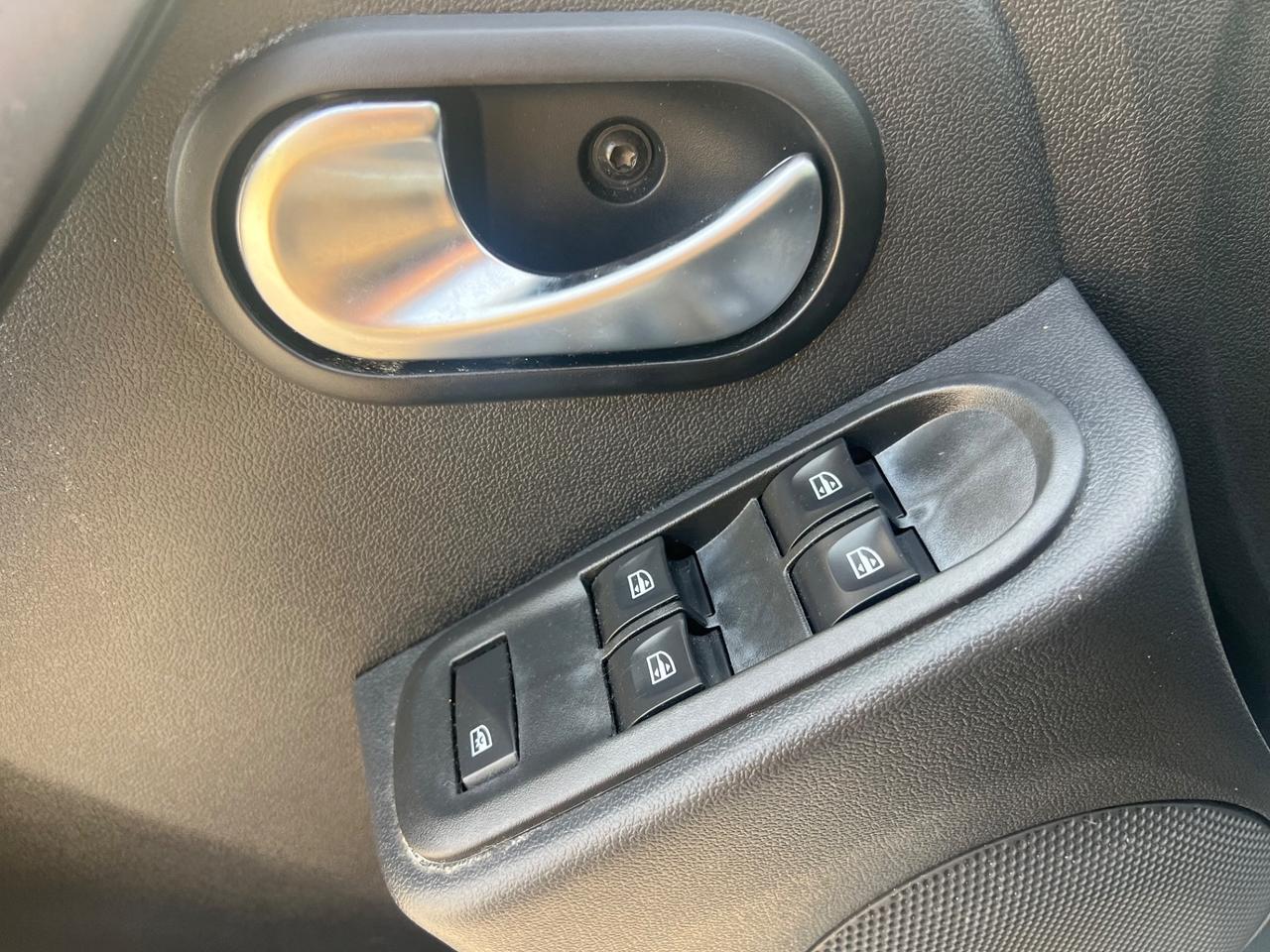 Dacia Duster 1.6 GPL Lauréate PERMUTE RATE GARANZIA