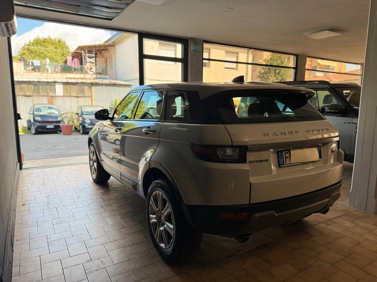 Land Rover Range Evoque 2.0 TD4 150 CV 5p. Business Edition Pure