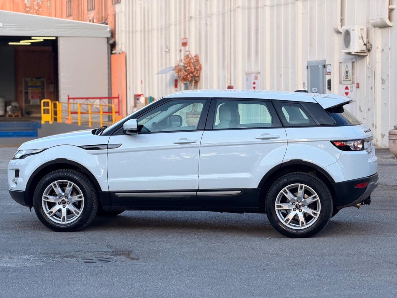 Land Rover Range Evoque 2.2 TD4 5p. Dynamic
