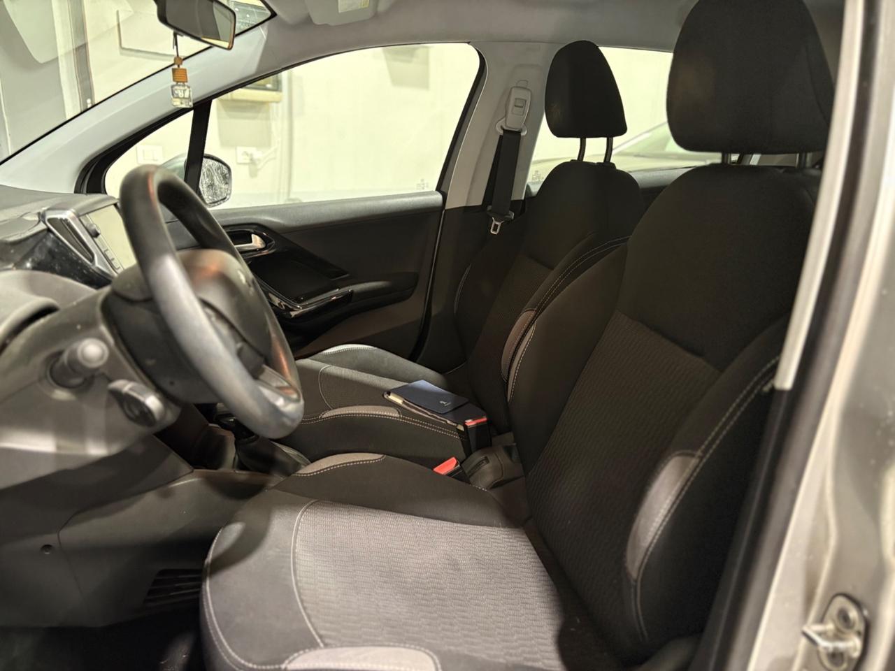 Peugeot 208 BlueHDi 75 5 porte Allure