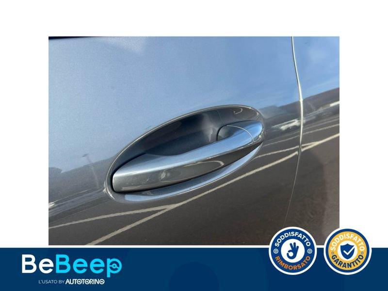 Mercedes-Benz GLA 200 D PREMIUM 4MATIC AUTO