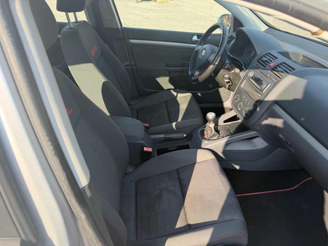 VOLKSWAGEN Golf 1.6 5p. Comfortline senza nessun lavoro da fare
