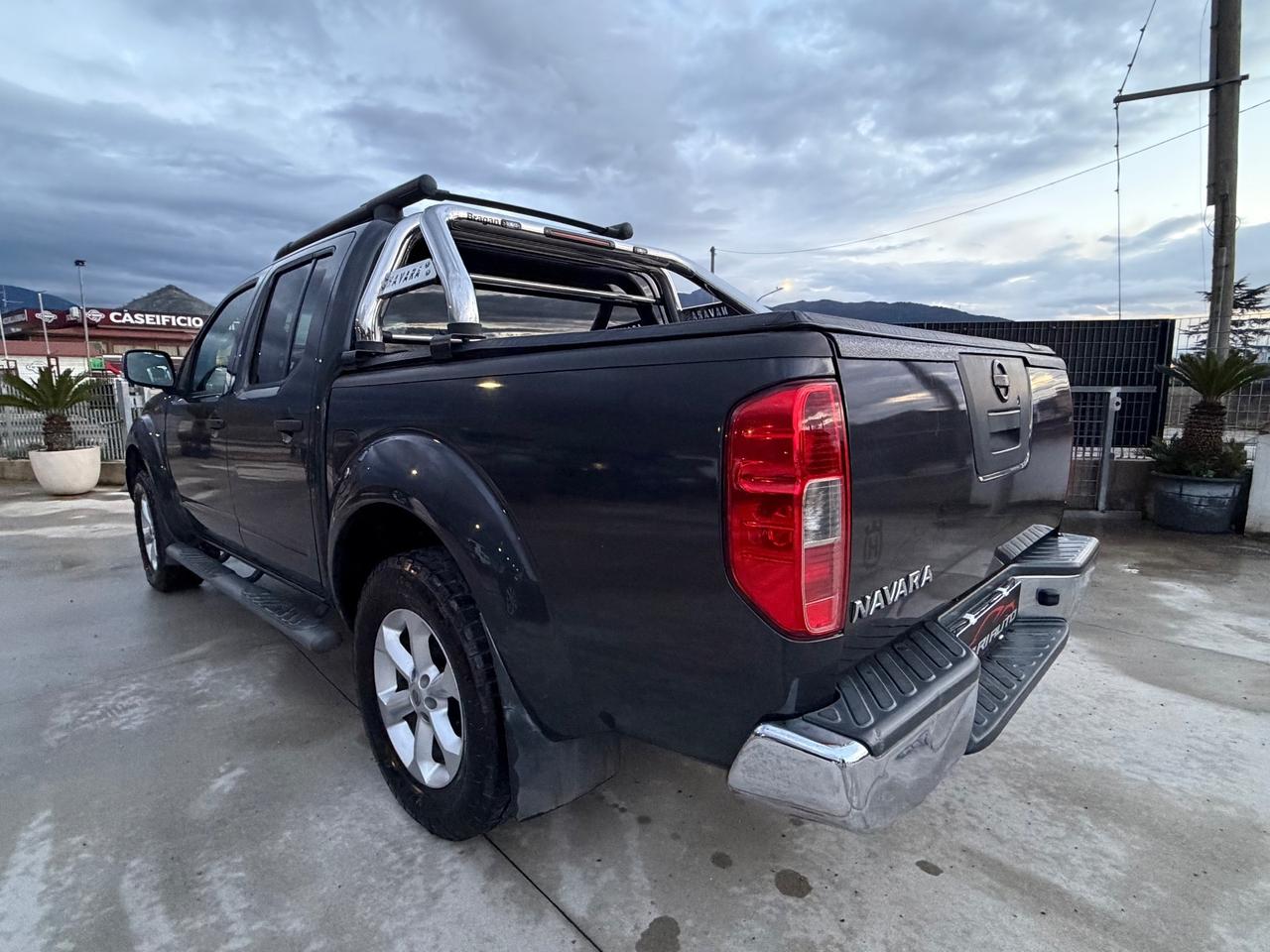 Nissan Navara 2.5 dCi 4 porte Double Cab LE