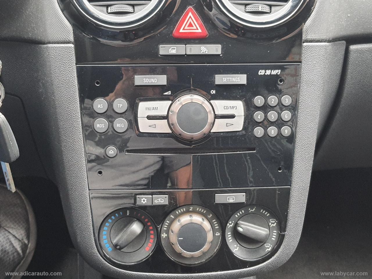 OPEL Corsa 1.2 3p. Sport