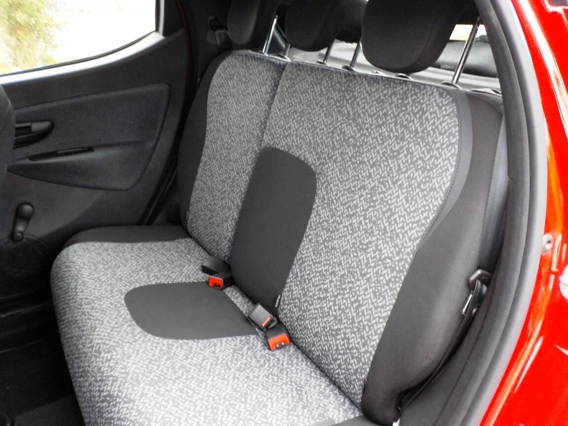 Lancia Ypsilon 1.0 FireFly 5 porte S&S Hybrid Ecochic Silver