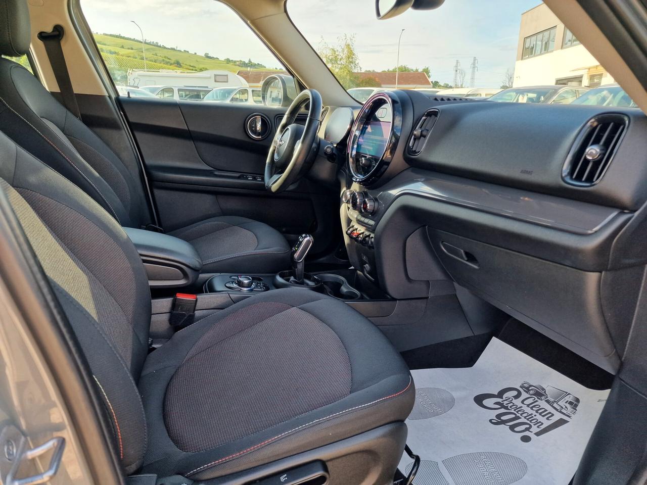 Mini One D Countryman 1.5 Business DCT 115 cv