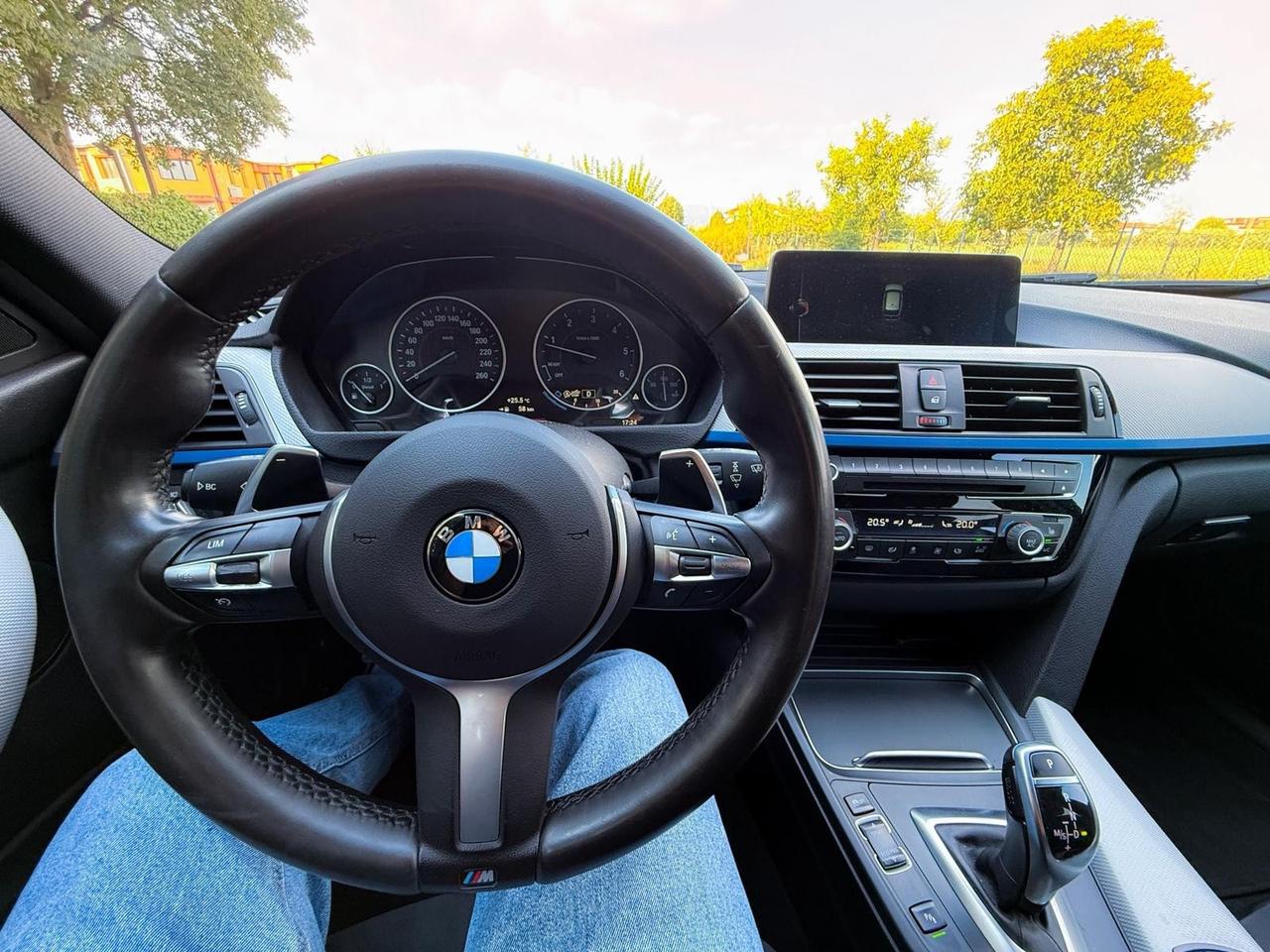 Bmw 320 320d xDrive Touring Msport