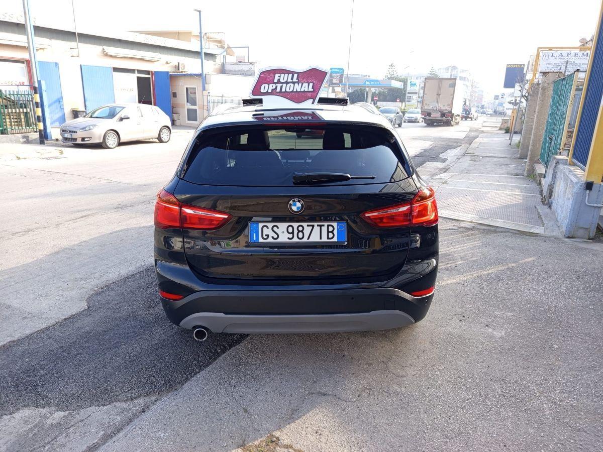 BMW X1 sDrive16d Business NAV/TETTO/RETROC