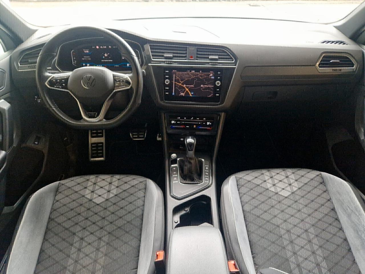 Volkswagen Tiguan 2.0 TDI 150 CV SCR DSG R-Line