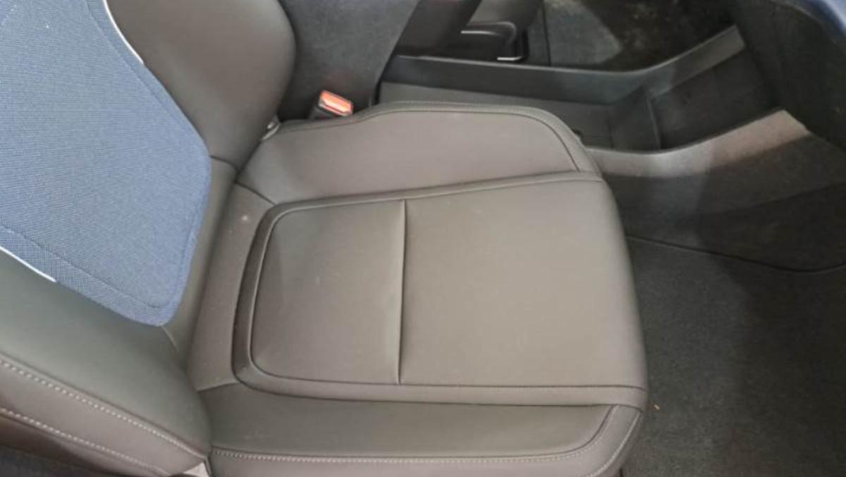 VOLVO Ex30 Single Motor Extended Range Rwd Plus