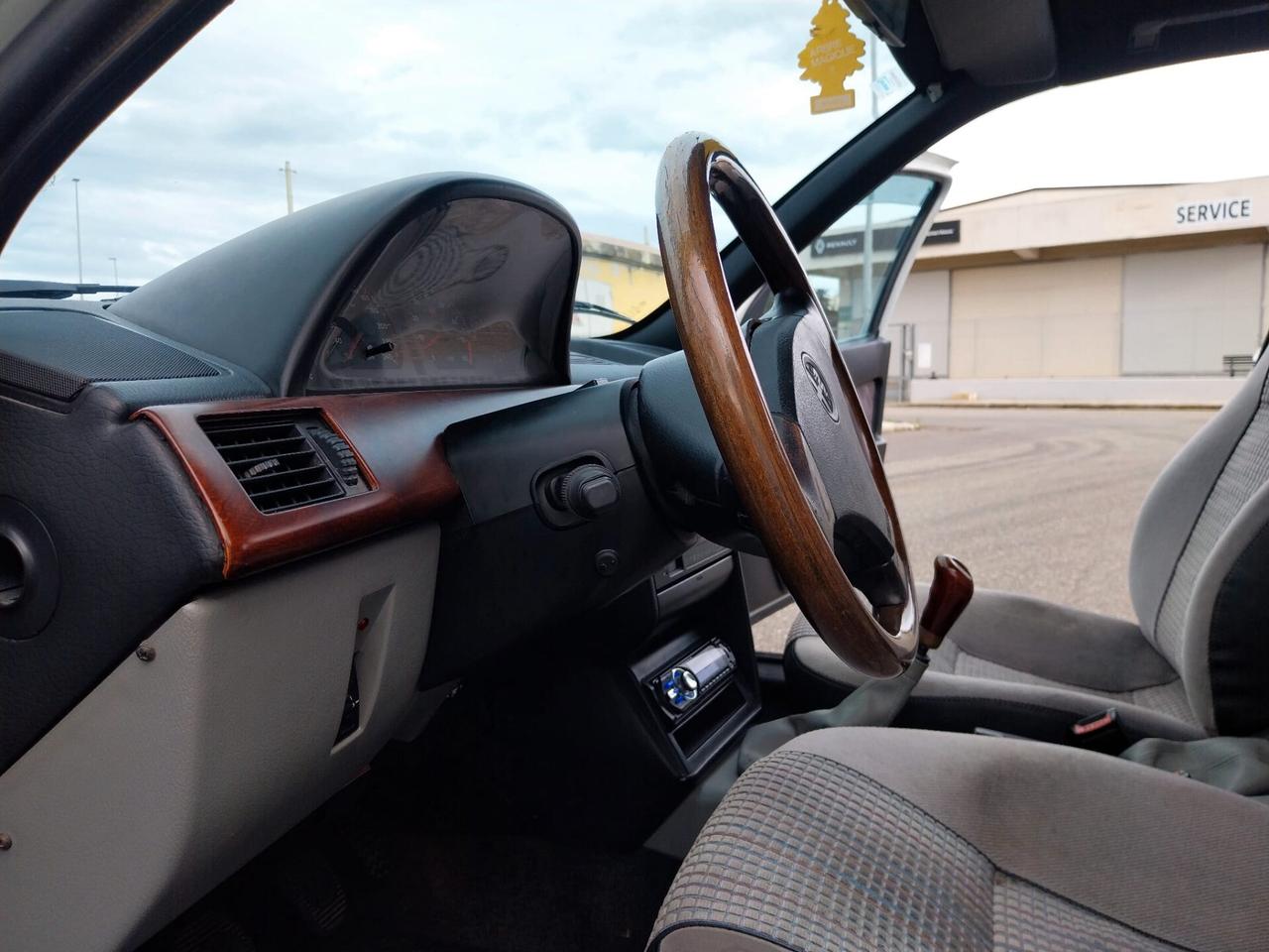 Alfa Romeo 155 1.8i Twin Spark cat Silverstone