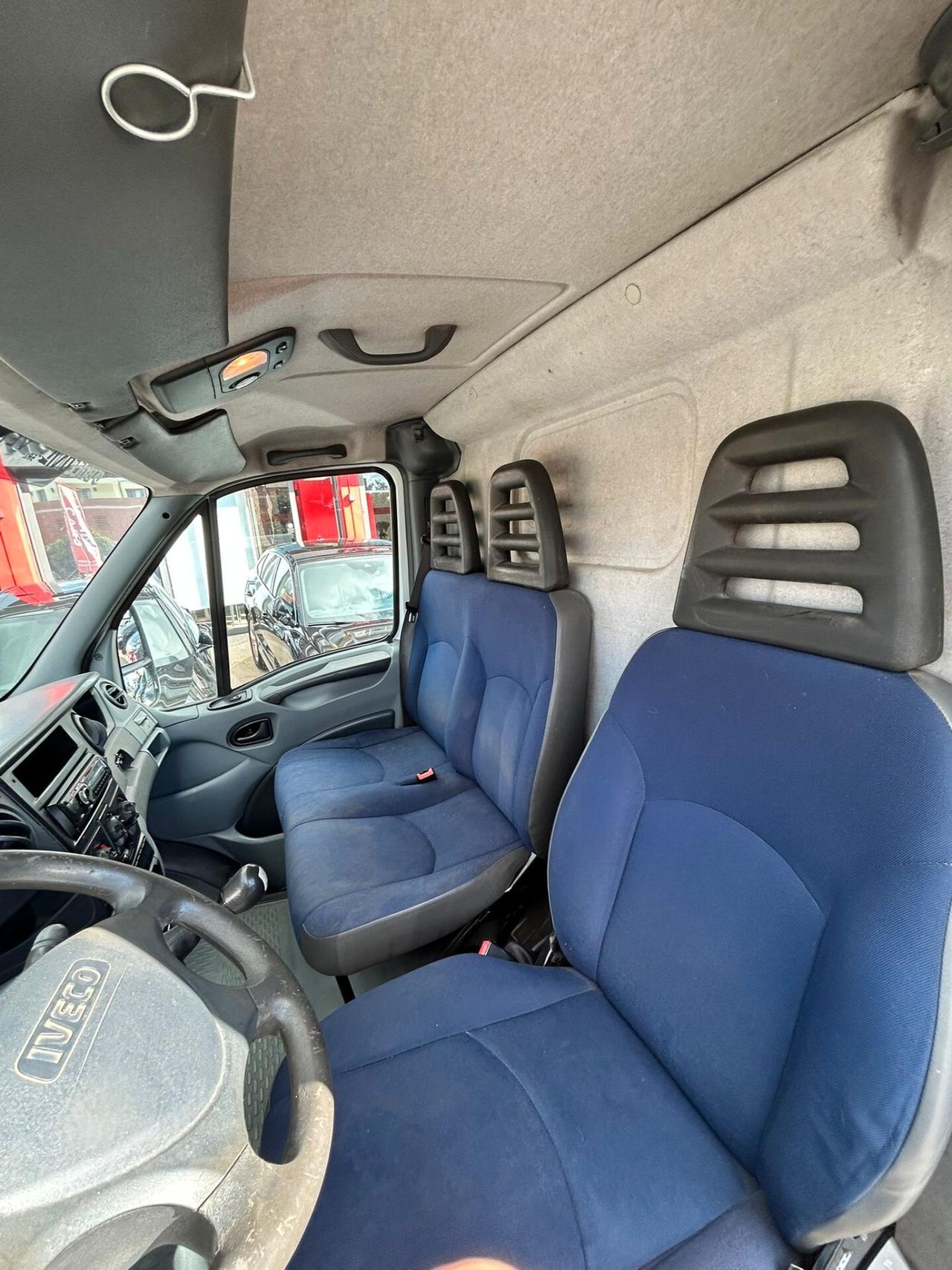 Iveco Daily 35S10 2.3 Hpi PM Cabinato