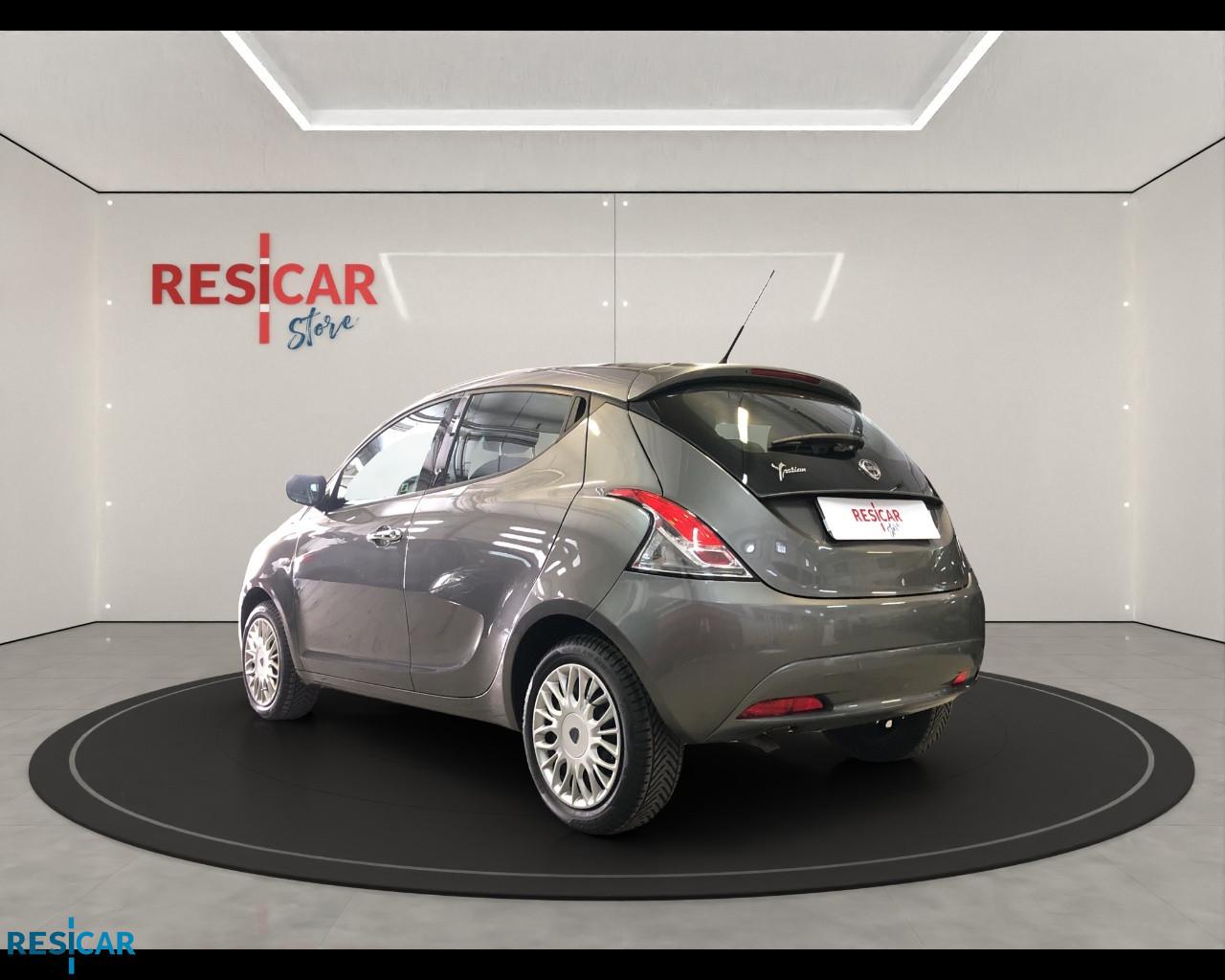 LANCIA Ypsilon 1.2 Silver 69cv IDONEA NEOPATENTATO