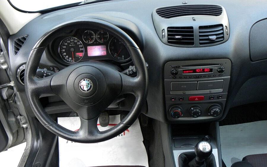 Alfa Romeo 147