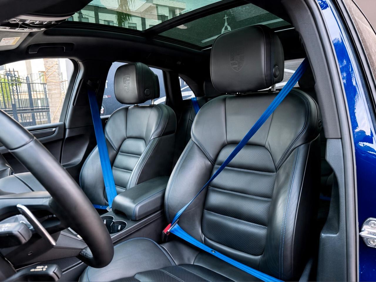 Porsche Macan 2.0 Turbo 265CV TETTO CAM 21"