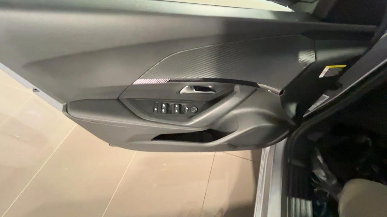 Peugeot 2008 PureTech 100 S&S Allure