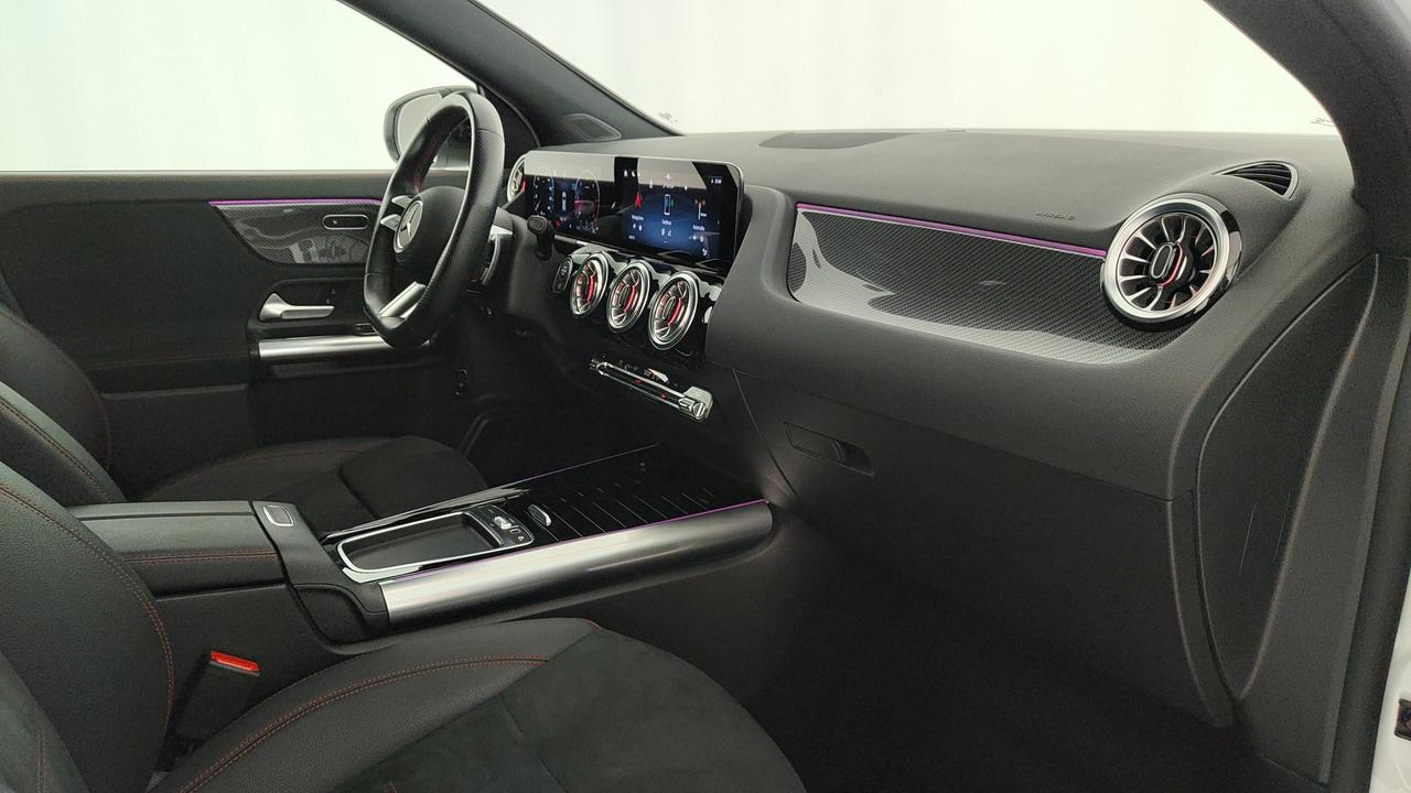 Mercedes-Benz GLA-H247 2023 - GLA 200 d AMG Line Premium 4matic auto