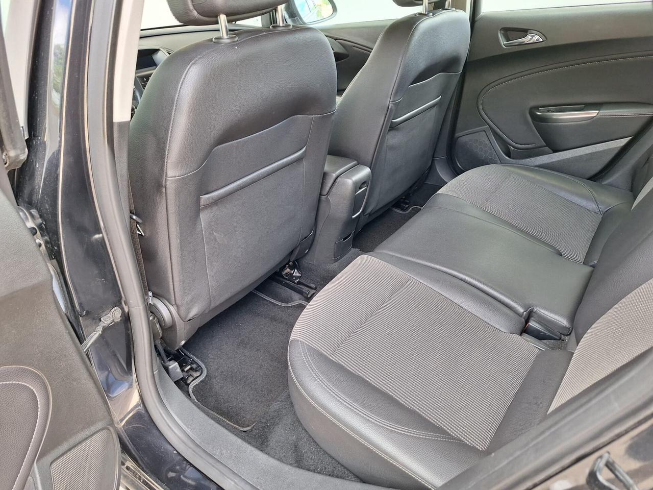 Opel Astra 1.7 CDTI 110CV Sports Tourer Cosmo
