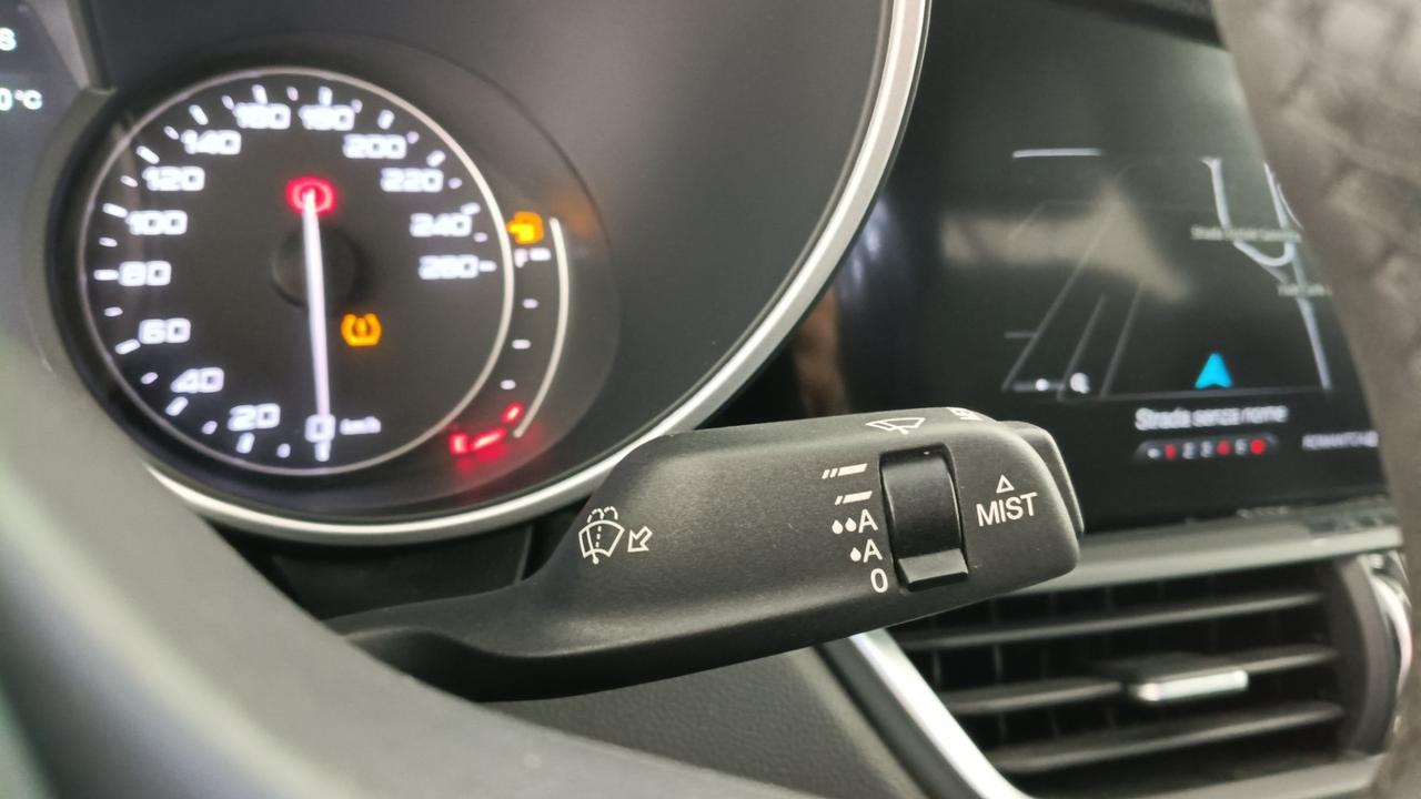 ALFA ROMEO Giulia 2016 - Giulia 2.2 t Executive 160cv auto my19