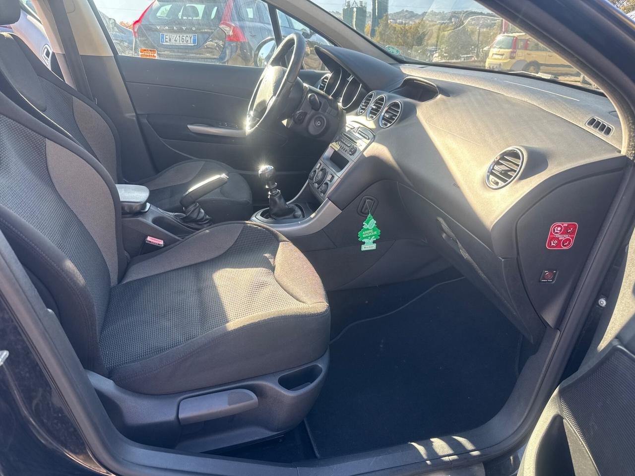 Peugeot 308 1.6 HDi 110cv