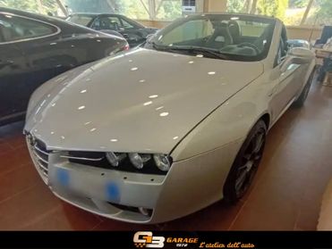 Alfa Romeo Spider 3.2 JTS V6