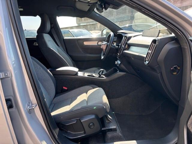 Volvo XC40 B3 automatico Core