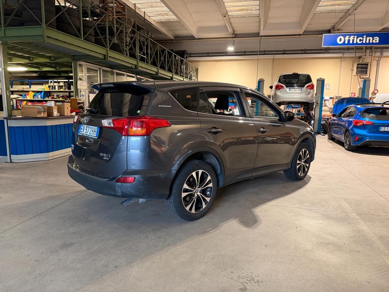 Toyota RAV 4 RAV4 2.2 D-4D 4WD Lounge