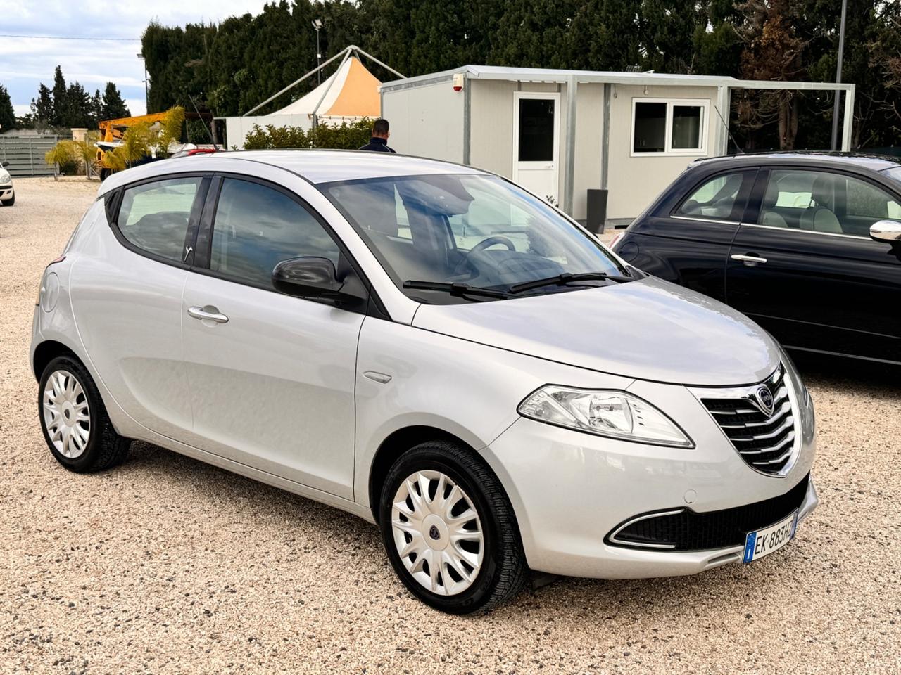 Lancia Ypsilon 0.9 TwinAir 85 CV 5 porte S&S Gold