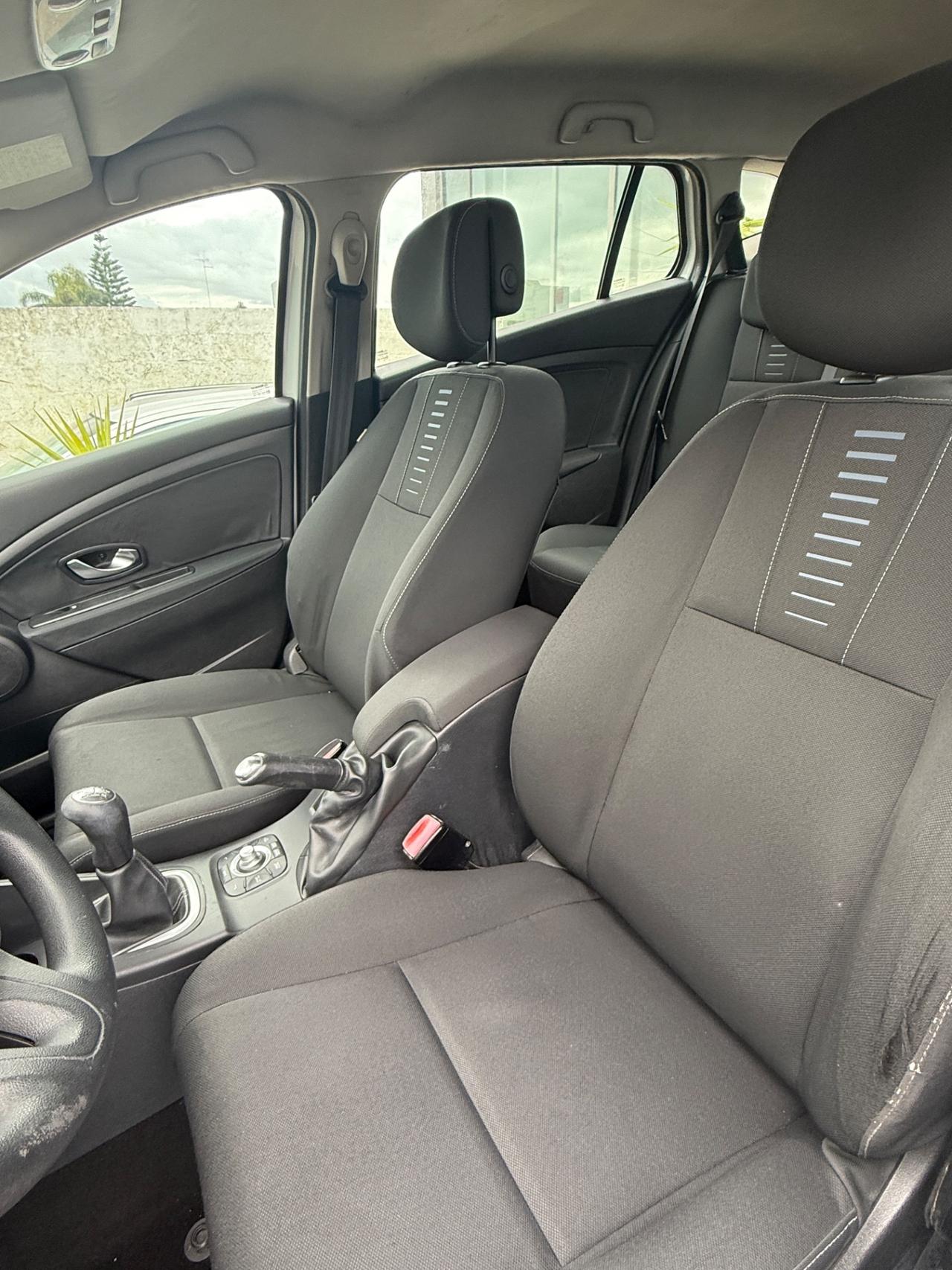 Renault Mégane 1.5 dCi 90CV SporTour Confort