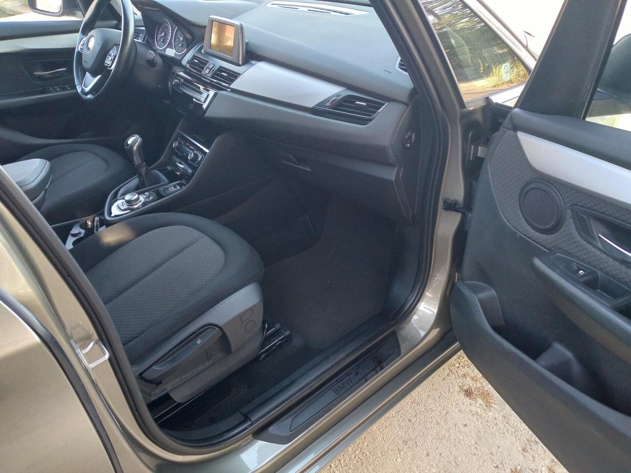 Bmw 2er Active Tourer 218d Sport