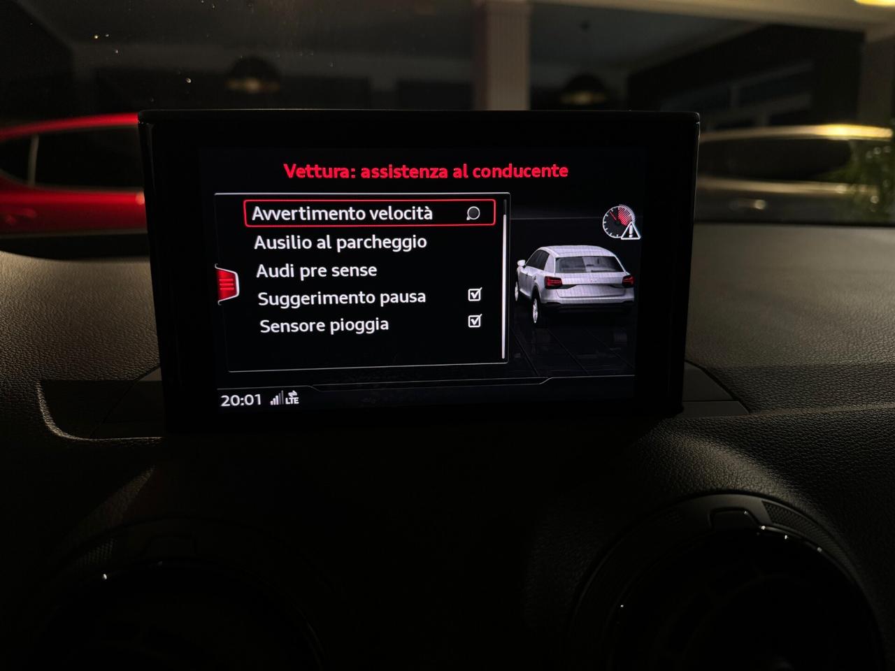 AUDI Q2 1.6 TDI S-TRONIC S-LINE NAVI PELLE XENO 18