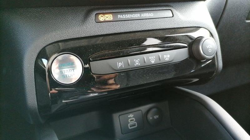 Ford Kuga 2.5 full hybrid Titanium 2wd 180cv auto