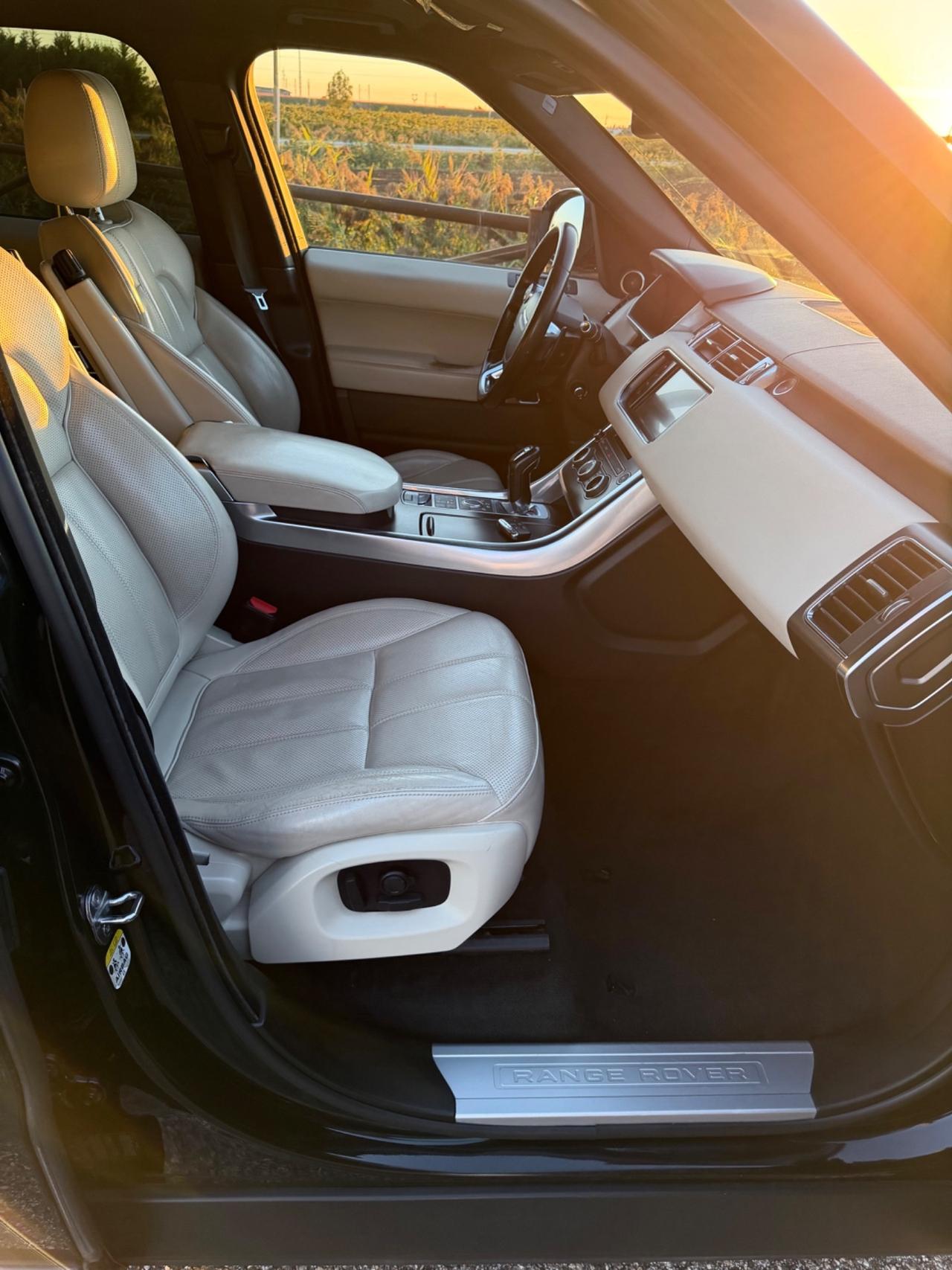Land Rover Range Sport 3.0 TDV6 HSE